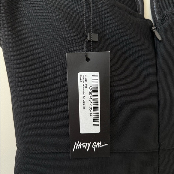 NASTYGAL - Premium Bandage Cut Out Midi Dress - NEW WITH TAGS - Picture 5 of 5